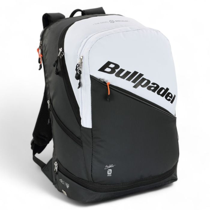 Mochila Bullpadel Paquito Navarro Hack BPM25001 Blanco